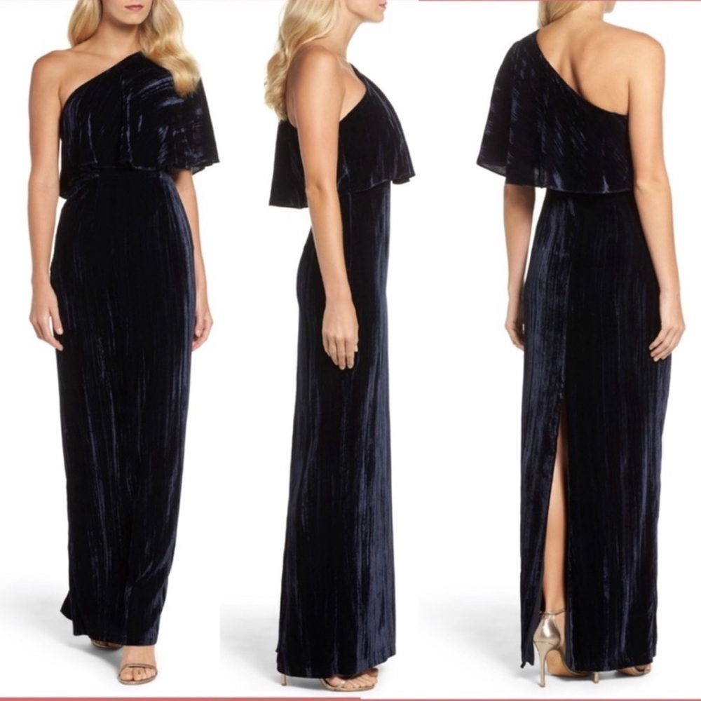 Adrianna Papell long velvet one shoulder dress. Never worn.